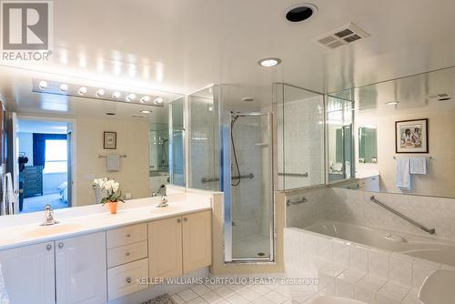 1708 - 265 Ridley Boulevard, Toronto (Bedford Park-Nortown), ON - Indoor Photo Showing Bathroom