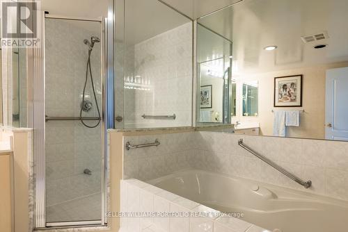 1708 - 265 Ridley Boulevard, Toronto (Bedford Park-Nortown), ON - Indoor Photo Showing Bathroom