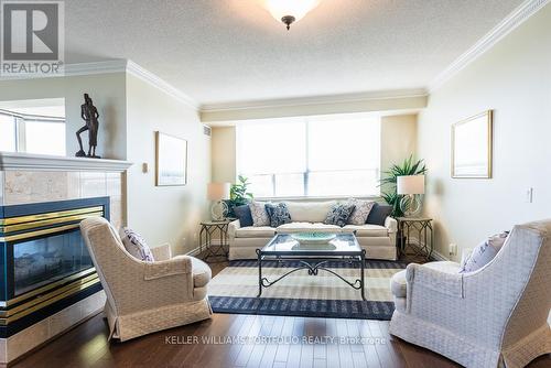 1708 - 265 Ridley Boulevard, Toronto (Bedford Park-Nortown), ON - Indoor Photo Showing Living Room With Fireplace