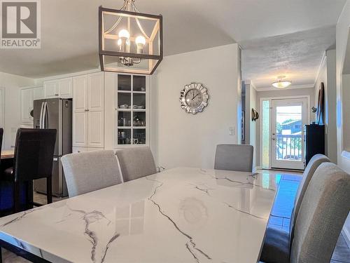 9465 Angus Drive, Coldstream, BC - Indoor Photo Showing Dining Room