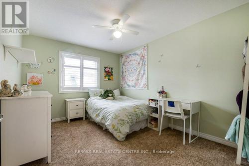 251 Farley Drive, Guelph (Pine Ridge), ON - Indoor Photo Showing Bedroom