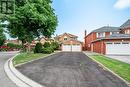 16 Brownridge Court, Brampton, ON  - Outdoor With Facade 