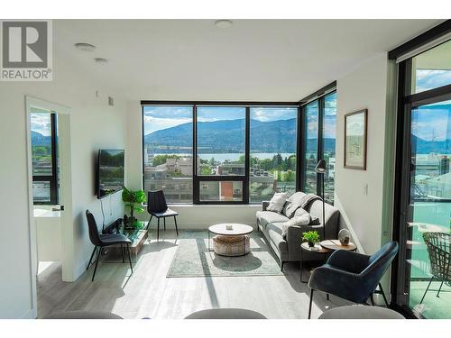 1471 St Paul Street Unit# 708, Kelowna, BC - Indoor Photo Showing Living Room