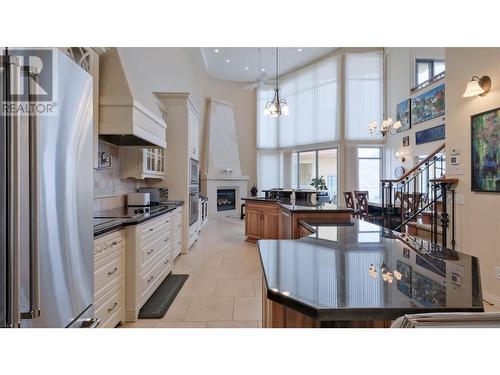 250 Marina Way Unit# 804, Penticton, BC - Indoor Photo Showing Kitchen With Upgraded Kitchen