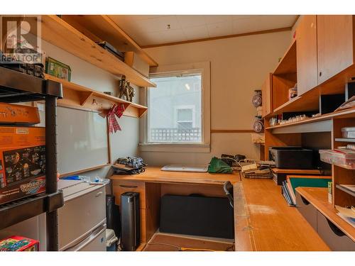 2162 Sixth  Avenue, Trail, BC - Indoor