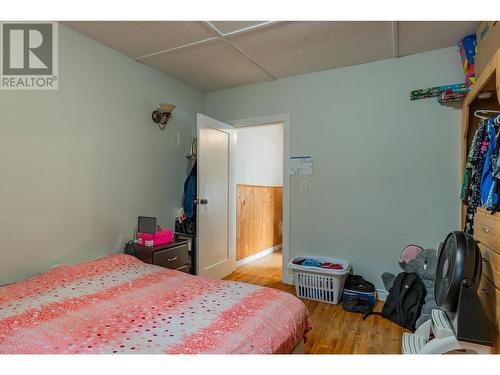 2162 Sixth  Avenue, Trail, BC - Indoor Photo Showing Bedroom