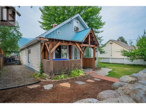 2162 Sixth  Avenue, Trail, BC - Outdoor