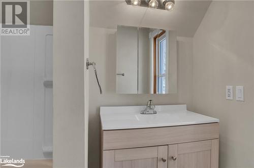 Upstairs Bath - 63 Scott Street, Orillia, ON - Indoor Photo Showing Bathroom