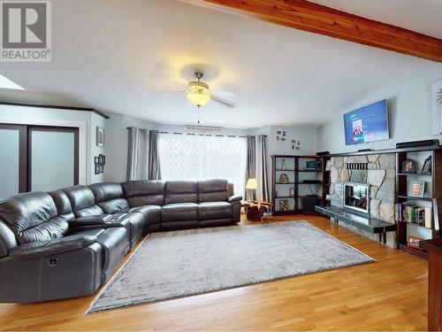 6806 97Th Street, Osoyoos, BC - Indoor Photo Showing Living Room With Fireplace