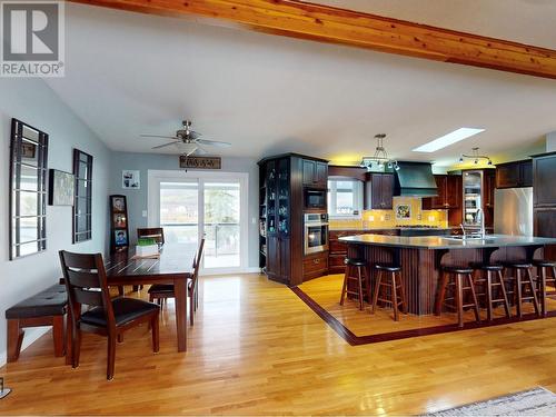 6806 97Th Street, Osoyoos, BC - Indoor Photo Showing Dining Room