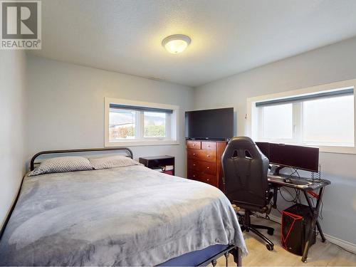 6806 97Th Street, Osoyoos, BC - Indoor Photo Showing Bedroom