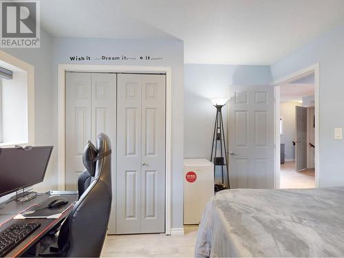 6806 97Th Street, Osoyoos, BC - Indoor Photo Showing Bedroom