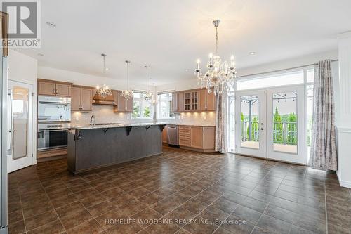 339 Highland Road E, Hamilton (Stoney Creek Mountain), ON - Indoor Photo Showing Kitchen With Upgraded Kitchen