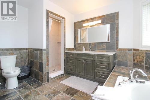 260 O'Dette Road, Peterborough (Monaghan), ON - Indoor Photo Showing Bathroom