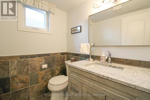 260 O'Dette Road, Peterborough (Monaghan), ON - Indoor Photo Showing Bathroom