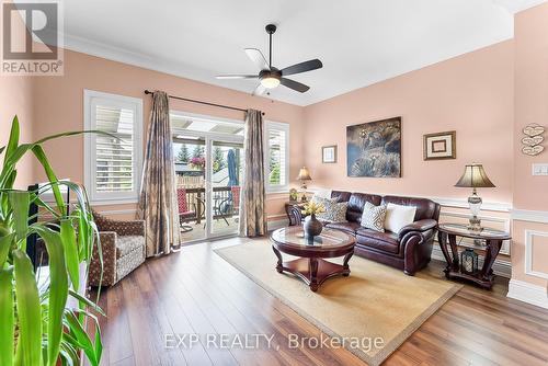 78 Angela Crescent, Niagara-On-The-Lake, ON - Indoor Photo Showing Living Room