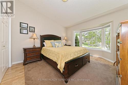 31 - 1077 Hamilton Road, London, ON - Indoor Photo Showing Bedroom