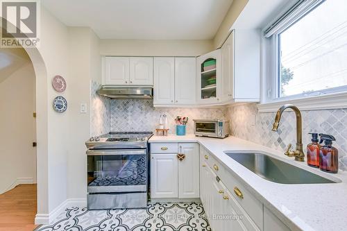 5010 Brady Avenue, Burlington (Appleby), ON - Indoor Photo Showing Kitchen