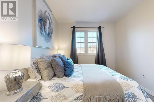 2103 Glenhampton Road, Oakville, ON - Indoor Photo Showing Bedroom