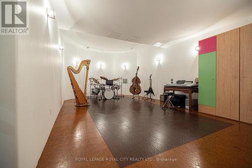 35 Daymond Drive, Puslinch, ON - Indoor Photo Showing Other Room