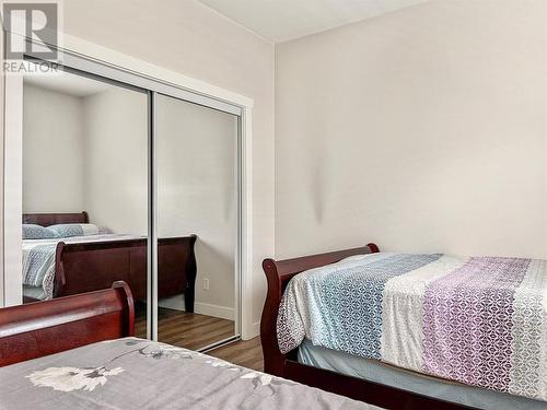 1473 Duncan Avenue, Penticton, BC - Indoor Photo Showing Bedroom