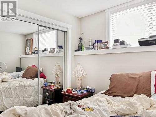 1473 Duncan Avenue, Penticton, BC - Indoor Photo Showing Bedroom