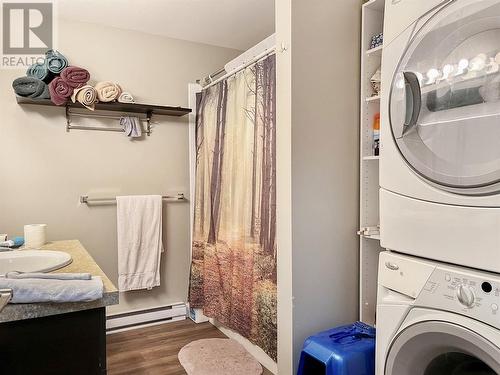 1473 Duncan Avenue, Penticton, BC - Indoor Photo Showing Laundry Room