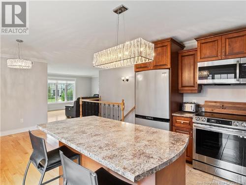 47 Gillespie, Dieppe, NB - Indoor Photo Showing Kitchen