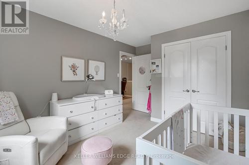 6 Liddycoat Lane, Hamilton (Ancaster), ON - Indoor Photo Showing Bedroom