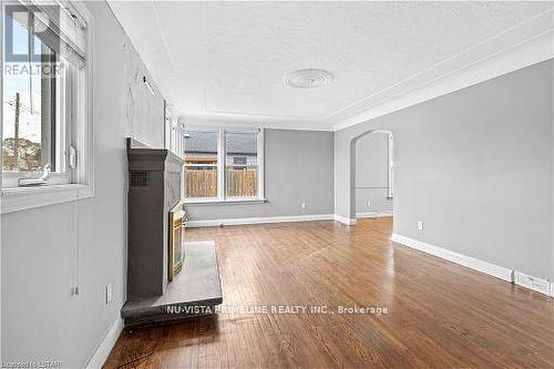 122 Highbury Avenue N, London, ON - Indoor Photo Showing Other Room