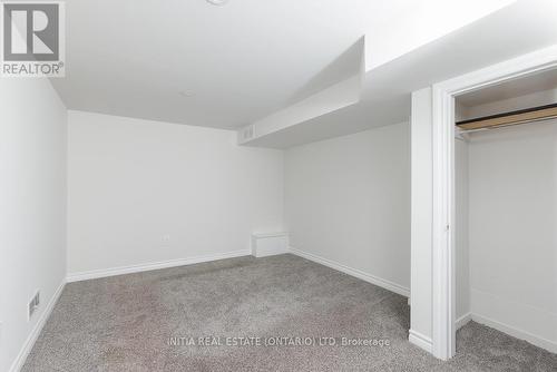 14 Carlton Avenue, London, ON - Indoor Photo Showing Other Room