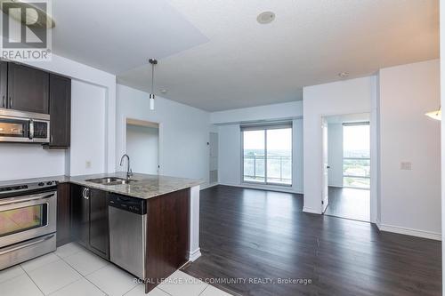 1106 - 7730 Kipling Avenue, Vaughan, ON - Indoor Photo Showing Kitchen With Double Sink With Upgraded Kitchen