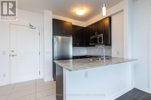 1106 - 7730 Kipling Avenue, Vaughan (Vaughan Grove), ON - Indoor Photo Showing Kitchen