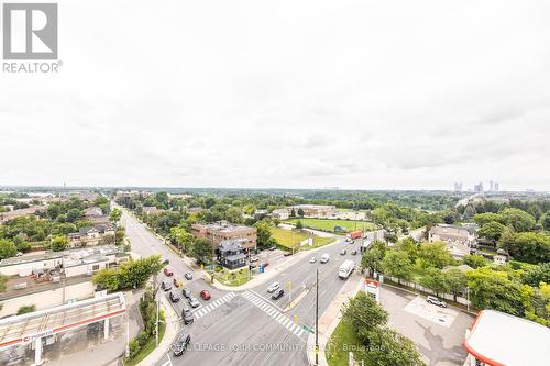 1106 - 7730 Kipling Avenue, Vaughan, ON - Outdoor With View