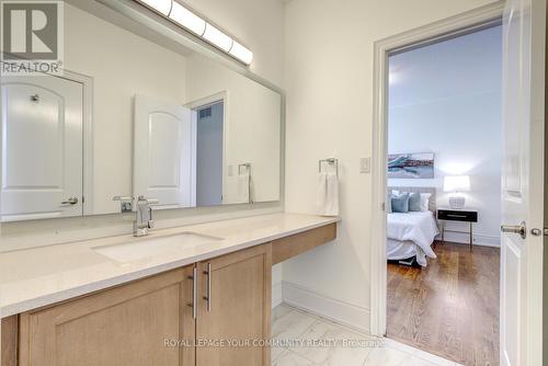 136 Lebovic Campus Drive, Vaughan, ON - Indoor Photo Showing Bathroom