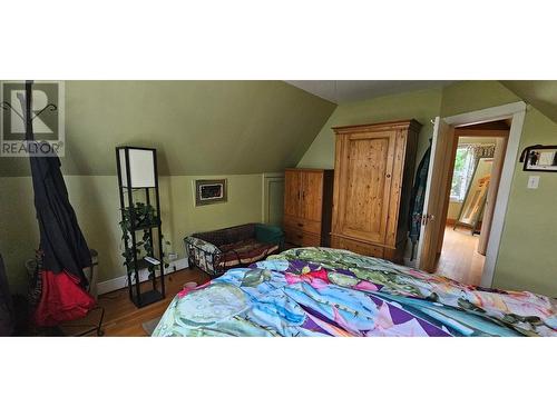 215 Moyie Street, Kimberley, BC - Indoor Photo Showing Bedroom