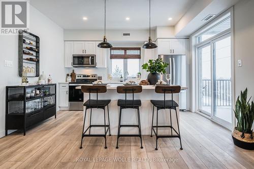 A4 - 405 Myers Road, Cambridge, ON - Indoor Photo Showing Kitchen With Upgraded Kitchen