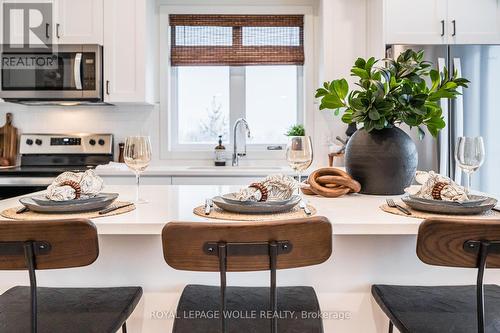 A4 - 405 Myers Road, Cambridge, ON - Indoor Photo Showing Kitchen With Upgraded Kitchen