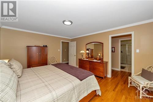 6923 Lakes Park Drive, Greely, ON - Indoor Photo Showing Bedroom