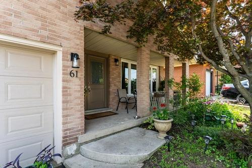 61 Napoli Drive, Hamilton, ON - Outdoor