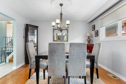 61 Napoli Drive, Hamilton, ON - Indoor Photo Showing Dining Room