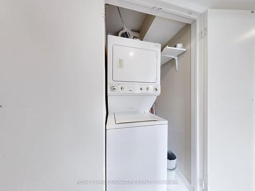 E26-288 Mill Rd, Toronto, ON - Indoor Photo Showing Laundry Room