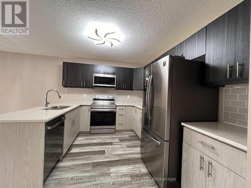 151 Agnes Street, Thames Centre (Thorndale), ON - Indoor Photo Showing Kitchen With Upgraded Kitchen