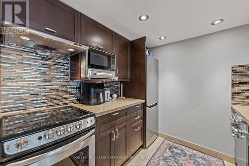 1006 - 705 King Street W, Toronto (Niagara), ON - Indoor Photo Showing Kitchen