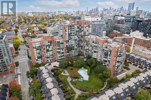 1006 - 705 King Street W, Toronto, ON - Outdoor With View