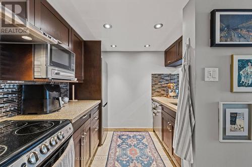 1006 - 705 King Street W, Toronto, ON - Indoor Photo Showing Kitchen