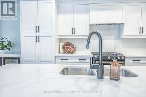 229 Gibbons Street, Oshawa (Mclaughlin), ON - Indoor Photo Showing Kitchen