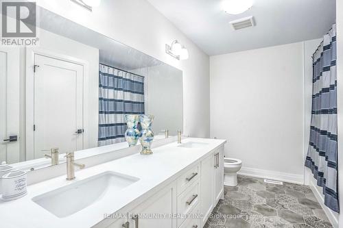 229 Gibbons Street, Oshawa (Mclaughlin), ON - Indoor Photo Showing Bathroom