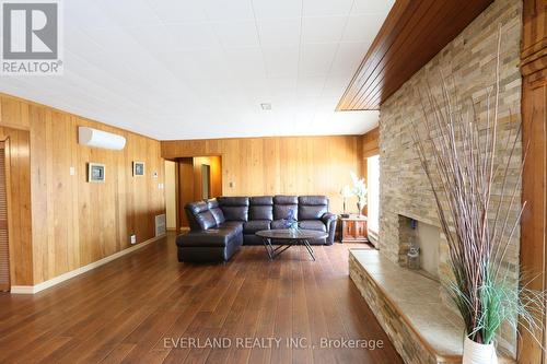 745 Harbour Street, Innisfil (Lefroy), ON - Indoor Photo Showing Other Room With Fireplace