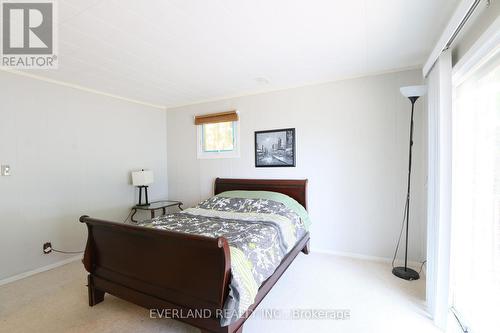 745 Harbour Street, Innisfil (Lefroy), ON - Indoor Photo Showing Bedroom